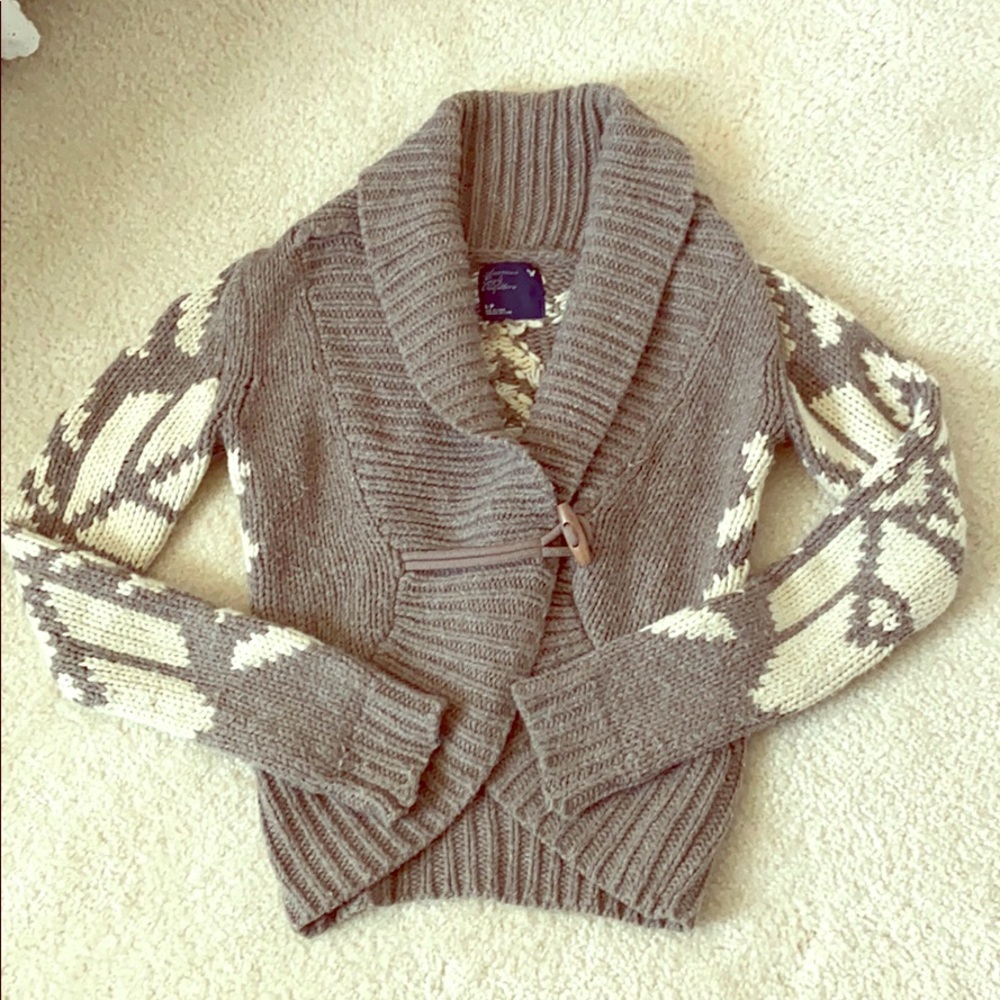 American eagle women’s sweater size small